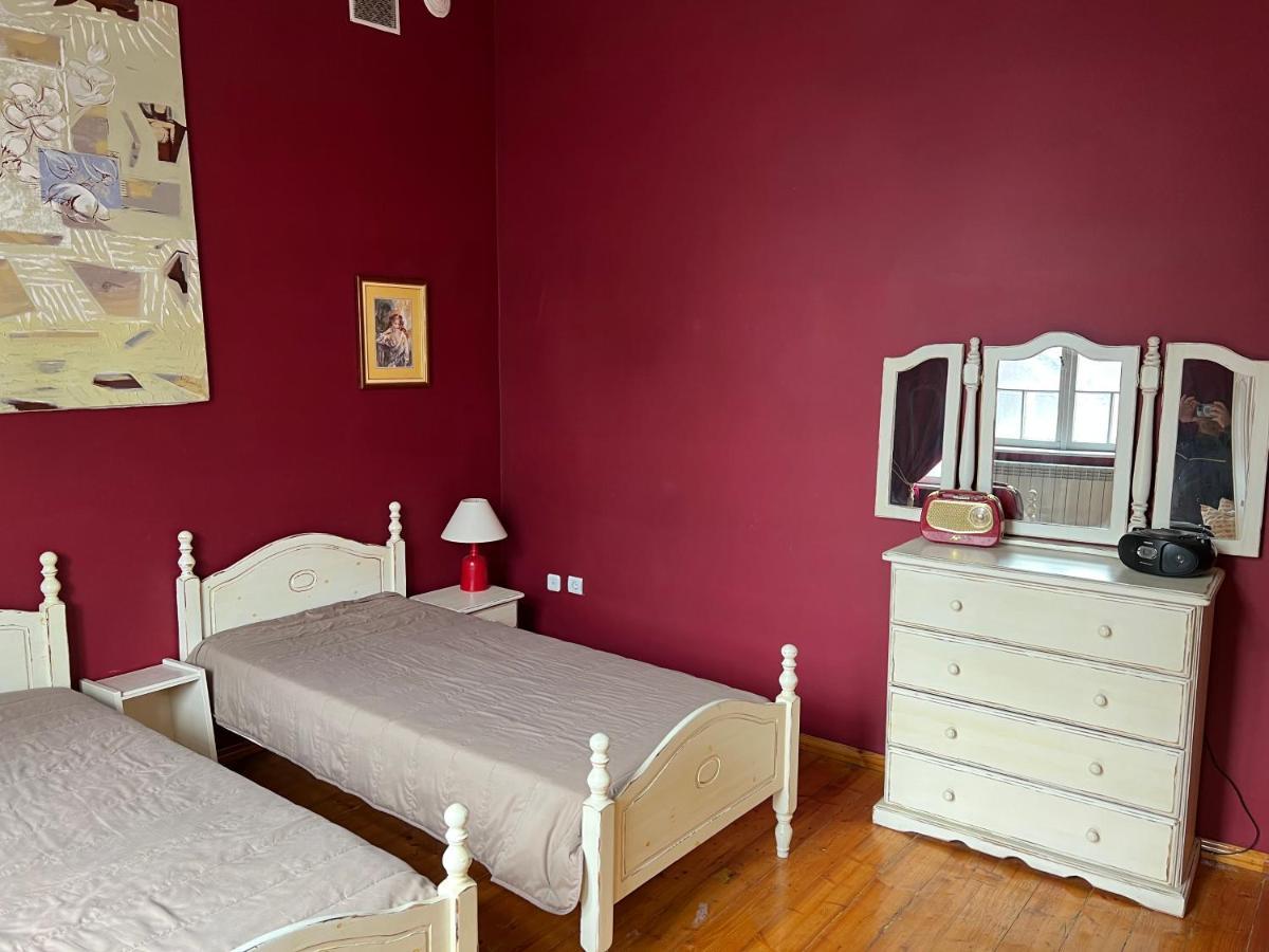 Albert Guest House روس المظهر الخارجي الصورة